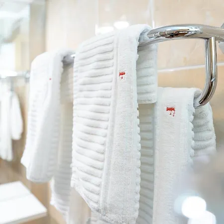 Fortun Estate - Apartmaji Ob Reki Kolpi Séjour à la ferme