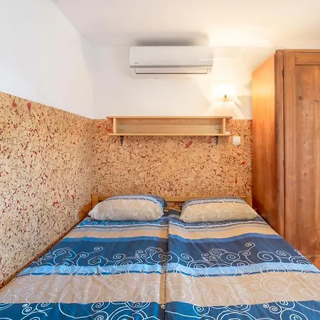Fortun Estate - Apartmaji Ob Reki Kolpi 农家乐 梅特利卡