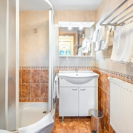 Fortun Estate - Apartmaji Ob Reki Kolpi *