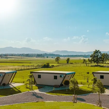 Fortun Estate - Apartmaji Ob Reki Kolpi