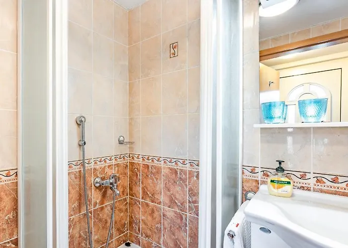 Fortun Estate - Apartmaji Ob Reki Kolpi Farm stay