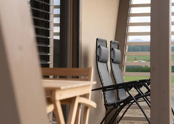 Fortun Estate - Apartmaji Ob Reki Kolpi Κατάλυμα σε φάρμα