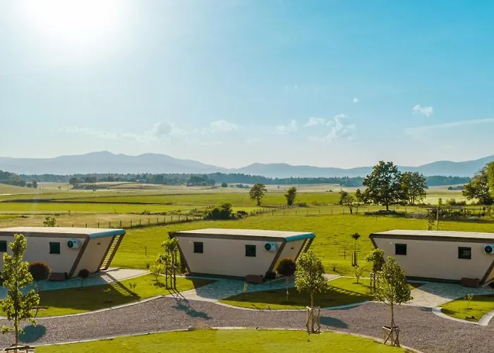 Fortun Estate - Apartmaji Ob Reki Kolpi