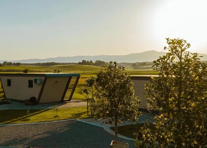 Fortun Estate - Apartmaji Ob Reki Kolpi Farm stay *